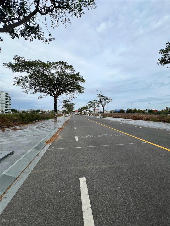 Bán 140m2 e4 kdc ocean dunes phan thiết, ngay trục xuống biển giá đầu tư