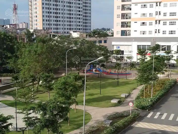 Chính chủ cần bán căn hộ chung cư 9 view quận 9 diện tích 58m 2pn 2wc nhà đẹp, chỉ 3,1 tỷ