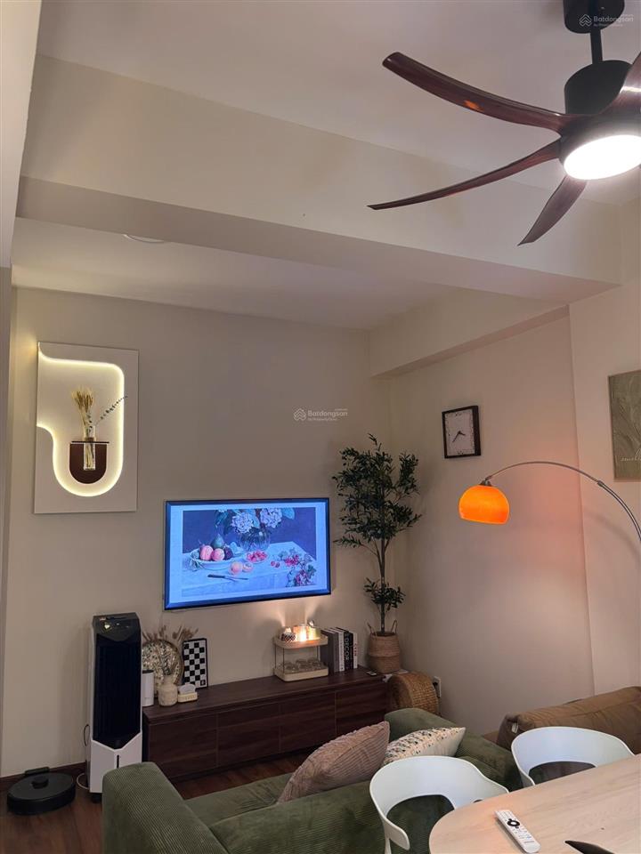 Chính chủ cần bán căn hộ chung cư sky9 quận 9, sổ hồng sẵn, 2pn, 1wc, dt 50m², giá tốt 2,8 tỷ