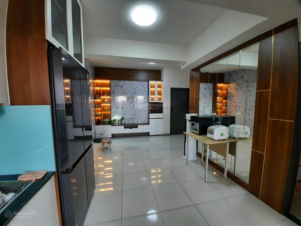 Chính chủ cần bán căn hộ chung cư sky9 quận 9 sổ hồng sẵn 2pn 1wc nhà đẹp giá chỉ 2,78 tỷ