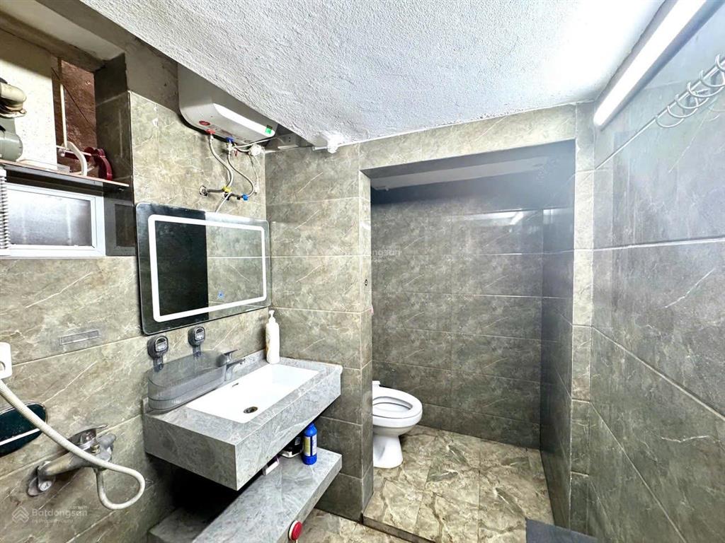 Chính chủ bán căn hộ tt mặt phố trung tâm quận đống đa, tp hà nội 3,35 tỷ