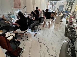 Chính chủ nhà cho thuê kinh doanh liền kề văn quán, có thang máy, không hàng ăn