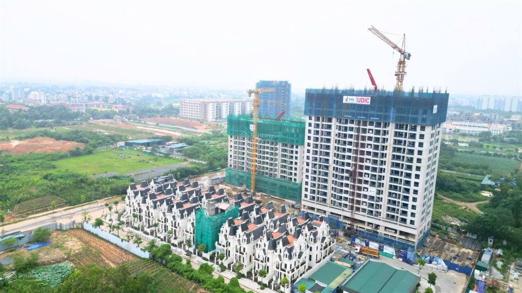 Bán căn hộ đẹp tại jade square, giá thỏa thuận, 72m2, 2pn, 2wc. đảm bảo giá tốt nhất 0979 045 ***