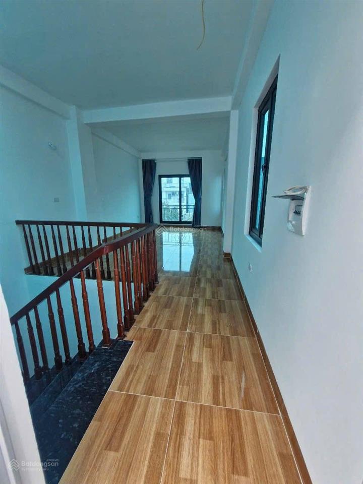 Cần bán gấp căn nhà 5 tầng gần khu đô thị đô nghĩa sát vành đai 4