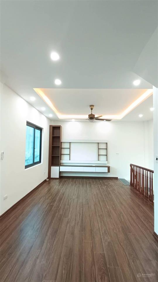 Bán nhà 3 tầng mới xây hoàn thiện về ở ngay cách aeon hà đông 2.5km