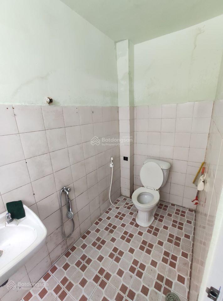Bán nhà chính chủ, hẻm xe tải, đang sẵn cho thuê,(4.05 x 14.15)~57,3 m2. gần aeon tân phú, 5.9 tỷ