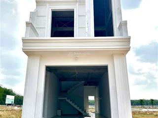 Nhà ở xã hội ngay chợ chánh lưu, kcn vsip 2.