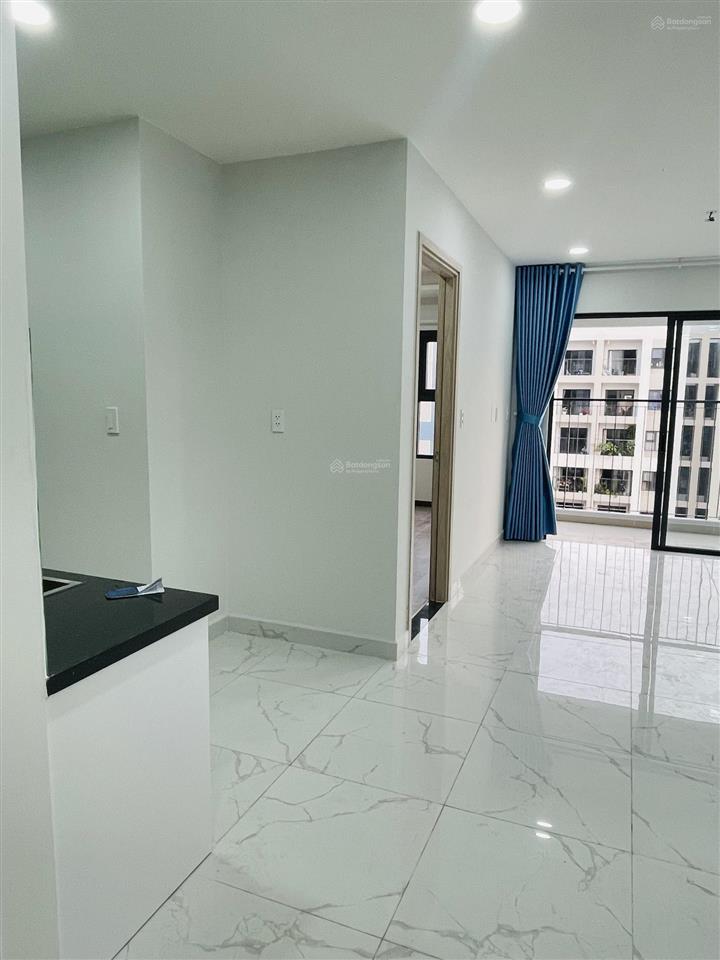 Cho thuê căn 70m2 2pn 2wc nhà trống có rèm giá 6 triệu. hàng hiếm cọc ở ngay, tầng thoáng mát