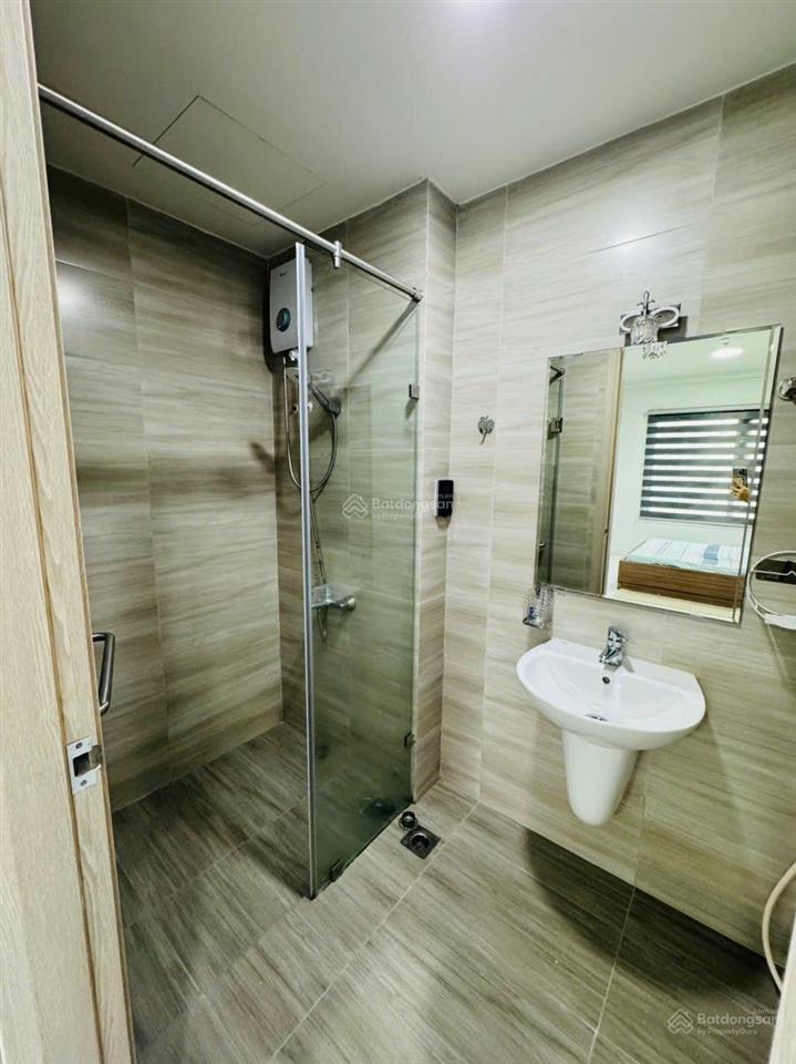 Chính chủ cho thuê ch 3pn 3wc full nội thất cao cấp không thiếu gì tầng đẹp cao vừa thoáng mát rộng