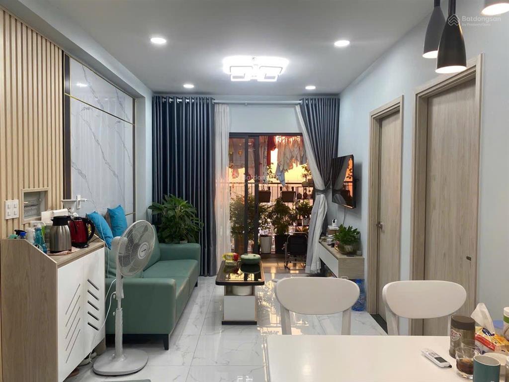 Cho thuê căn 55m2 2pn 1wc full nội thất cao cấp giá 7tr5, 3 máy lạnh, view không chắn