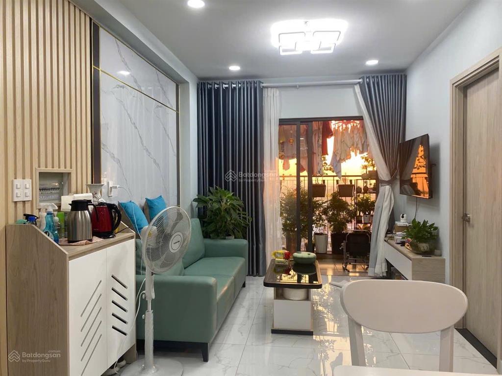 Cho thuê căn 55m2 2pn 1wc full nội thất cao cấp giá 7tr5, 3 máy lạnh, view không chắn