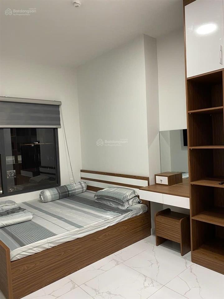 Căn hộ sân vườn tầng 4 3pn 3wc rộng rãi thoải mái full nội thất, nhà sẵn ở ngay, giá chỉ 12 triệu