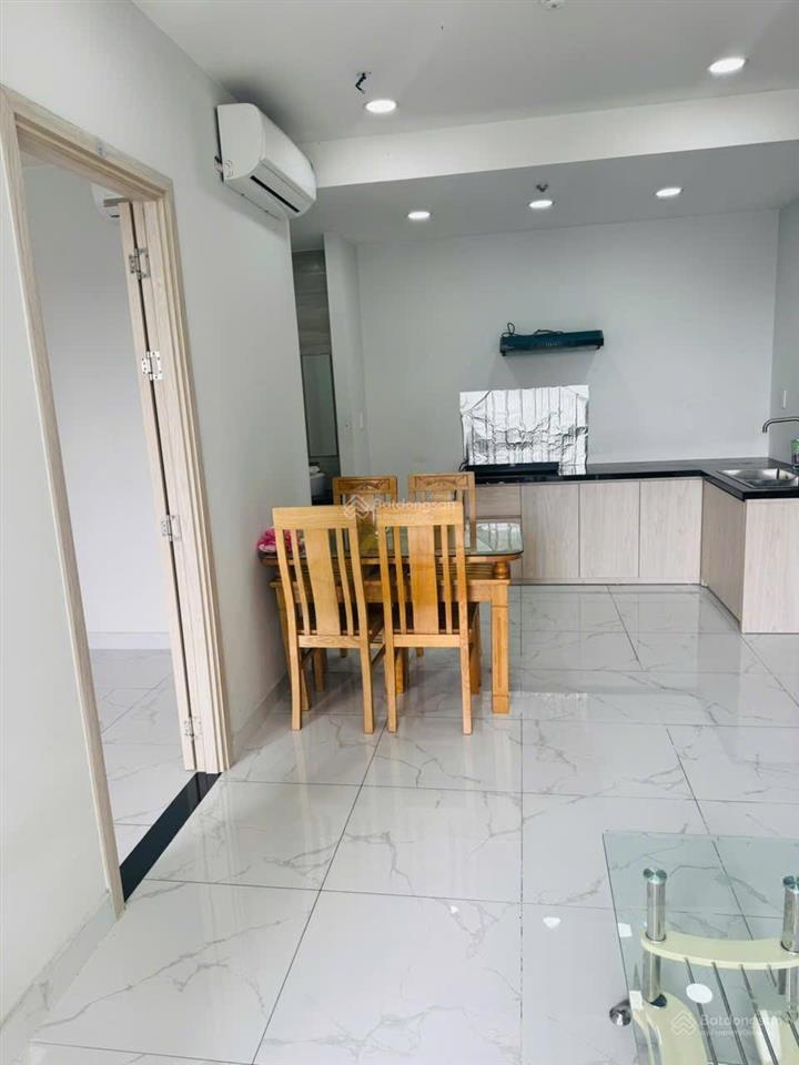 Cho thuê căn 1pn 1wc full nội thất, giá chỉ 6 triệu, full tiện ích, vincom kế bên, view mát mẻ