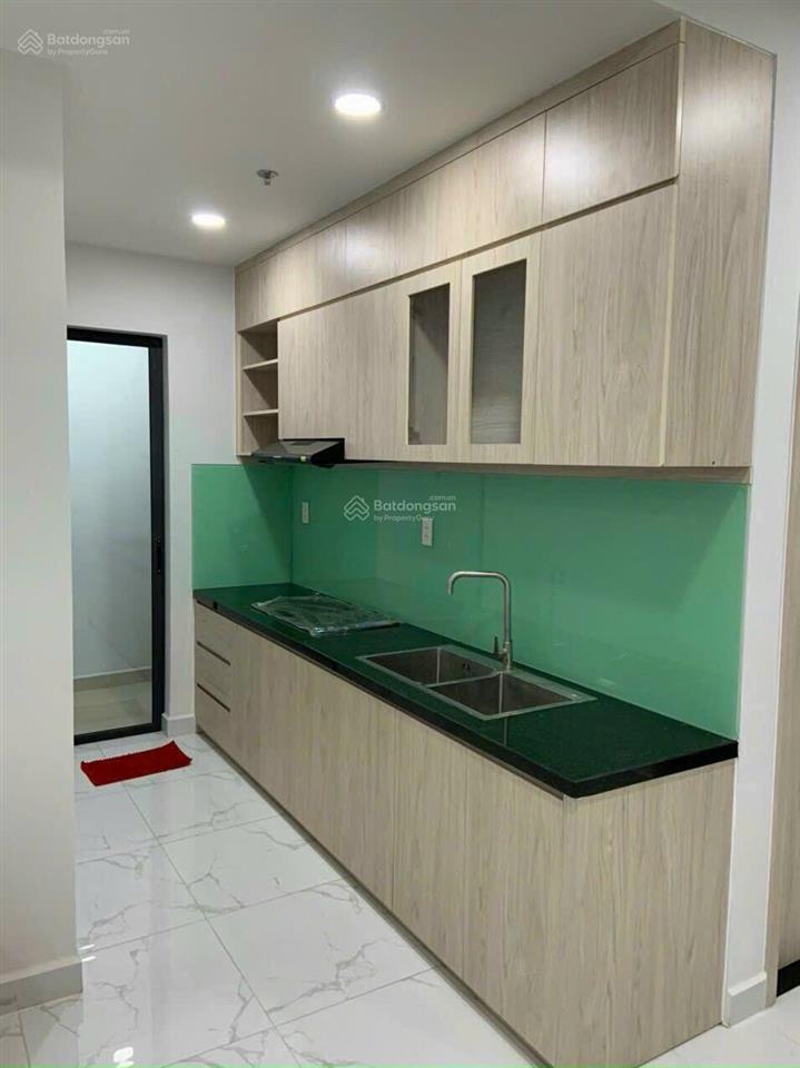 Cho thuê căn hộ 70m², 2pn, 2wc, tầng thấp, full nội thất, ban công thoáng, nhà đẹp, dọn vào ở ngay