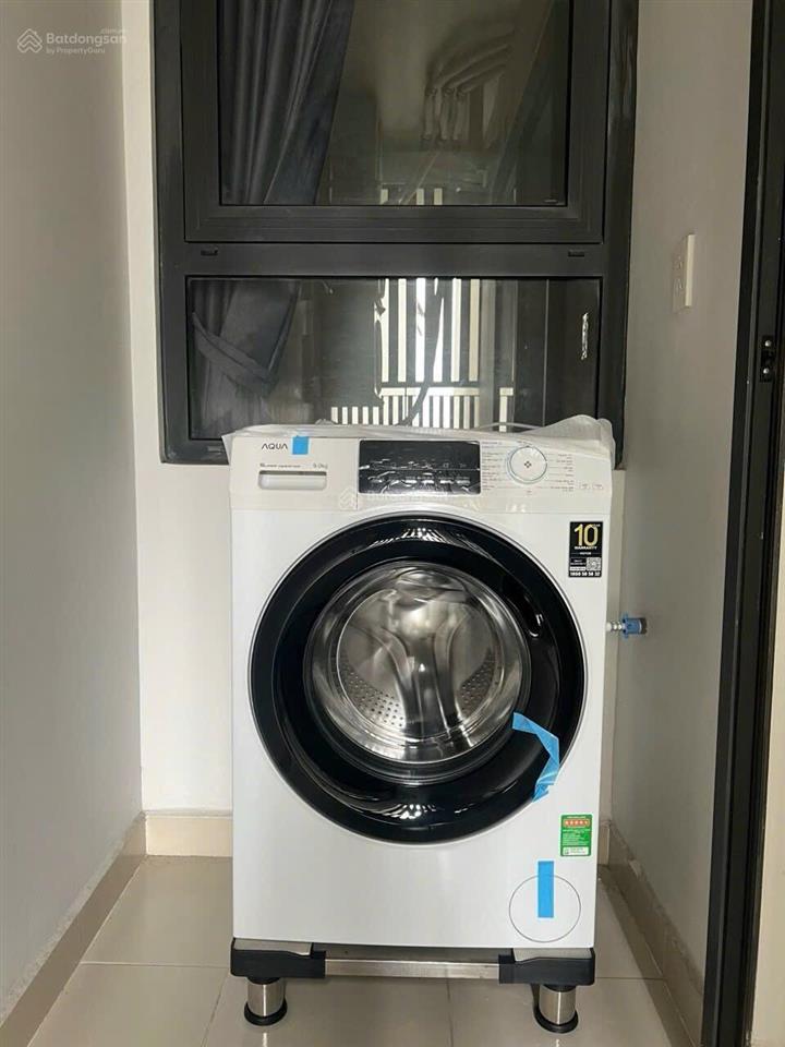 Cho thuê căn hộ 70m², 2pn, 2wc, tầng thấp, full nội thất, ban công thoáng, nhà đẹp, dọn vào ở ngay