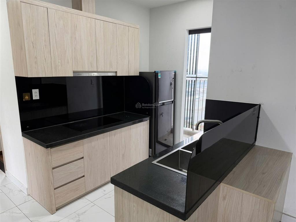 Cho thuê căn hộ charm city dĩ an, 3pn 2wc full nội thất giá 10tr/ tháng, ở ngay, view landmark