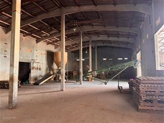 Cho thuê kho và sân bãi 1000m2 tại thới tam thôn 9, hóc môn, hcm, giá cực chất 70 triệu vnd