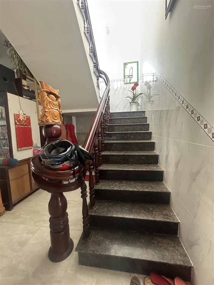 Mtkd lê đình thu, tx ninh hoà 279m2(6.6x42m) 2 tầng đúc btct 4 pn nt đầy đủ gần bv ninh hoà