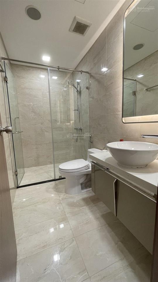 Chính chủ bán gấp 1pn landmark 81 sổ hồng lâu dài sẵn hợp đồng thuê 20tr/tháng