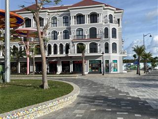 Bán gấp shophouse mc  05  02 view biển và quảng trưởng biển tại grand world phú quốc, 18 tỷ, 84m2