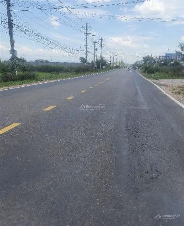Bán đất thổ góc thổ cư (ont) 2 mặt tiền quốc lộ 28, đối diện khu tái định cư xã hàm liêm