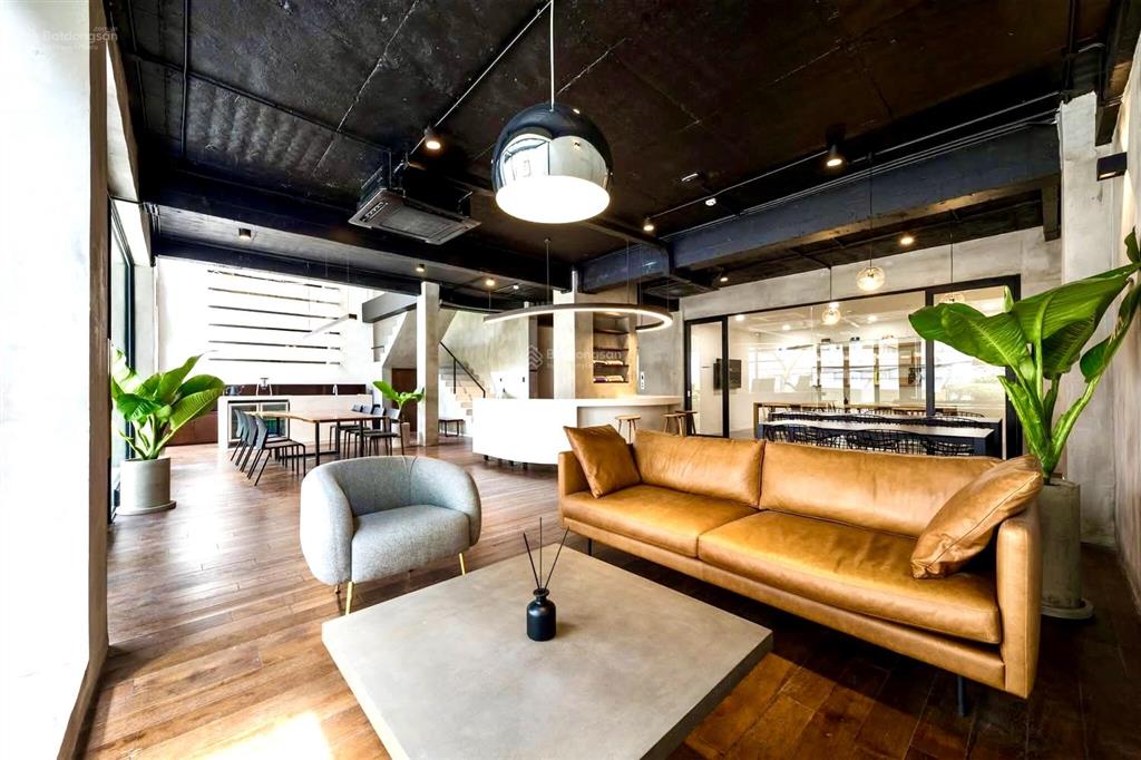 Cho thuê tòa nhà phạm ngọc thạch, dtsd 1200m2  4 tầng, quận 3