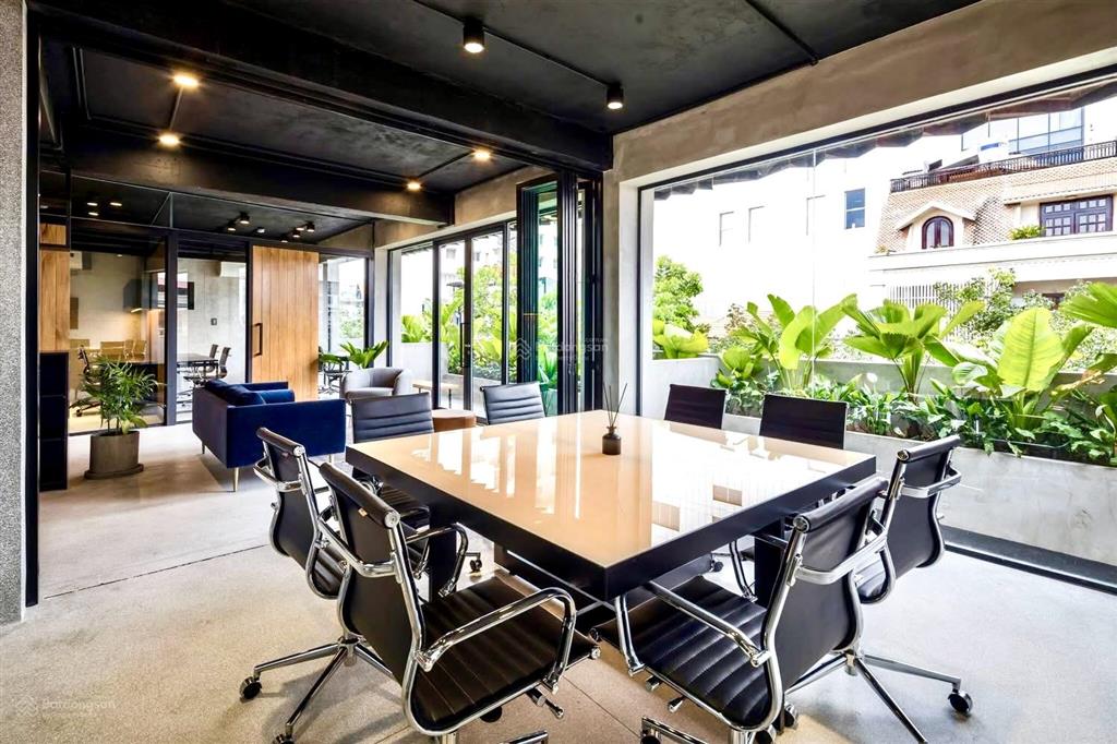 Cho thuê tòa nhà phạm ngọc thạch, dtsd 1200m2  4 tầng, quận 3