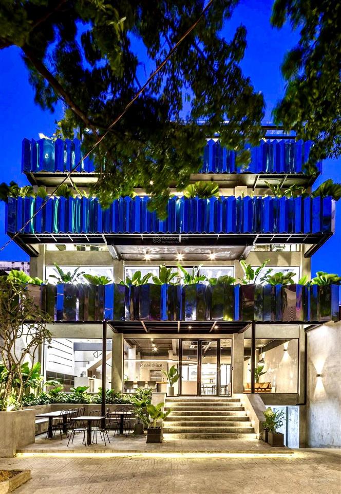 Cho thuê tòa nhà phạm ngọc thạch, dtsd 1200m2  4 tầng, quận 3