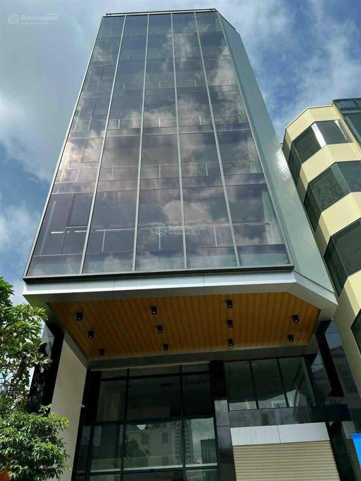 Cho thuê nhà mặt tiền khu vip tại phan xích long  dtsd 960m2  5 tầng