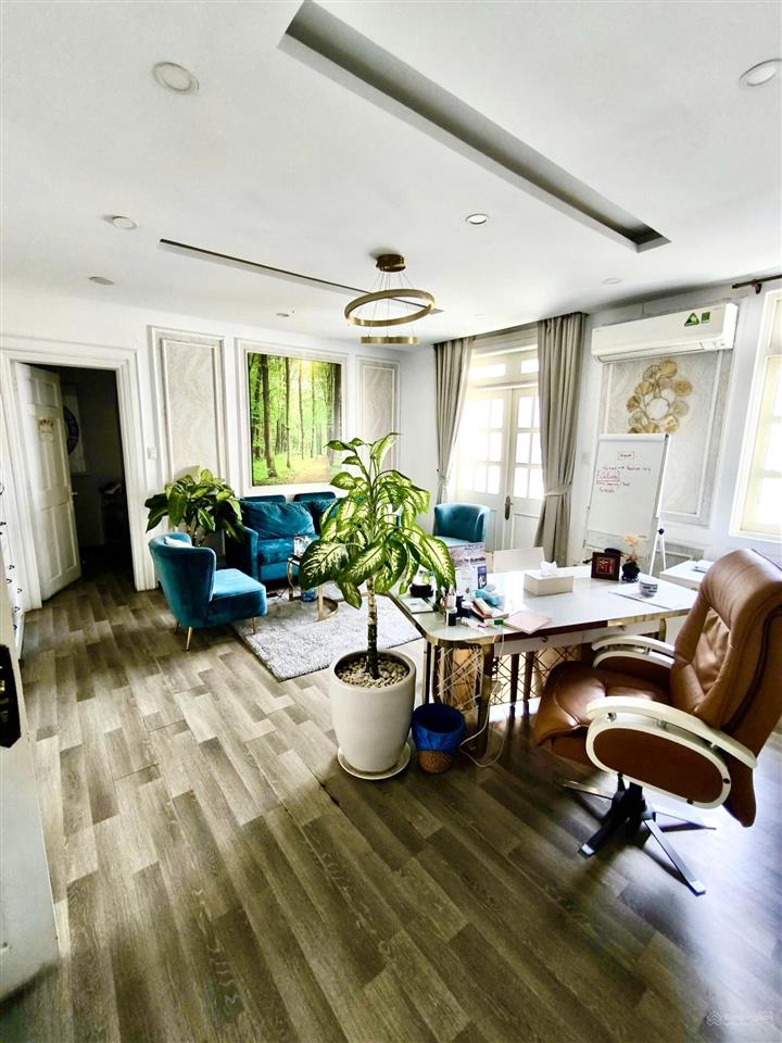 Cho thuê biệt thự nguyễn văn thủ  dtsd 500m2, quận 1