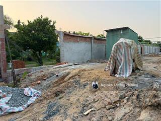 Chủ kẹt bán gấp (5x18,5m) 82m2 đường ô tô sổ hồng riêng sát bờ sông sài gòn cách quốc lộ 13 500m