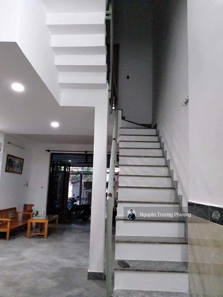 100,3m2 (4,5x22,3) đất có sẵn nhà kiên cố, bán giá đất thu hồi vốn làm ăn, sát bờ bao sông sài gòn