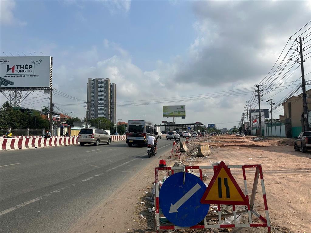 Lô đất góc 2 mt đường vĩnh phú 23 sát ql13 thông đê bao sông sg  khu resort an lâm & a&t riverside