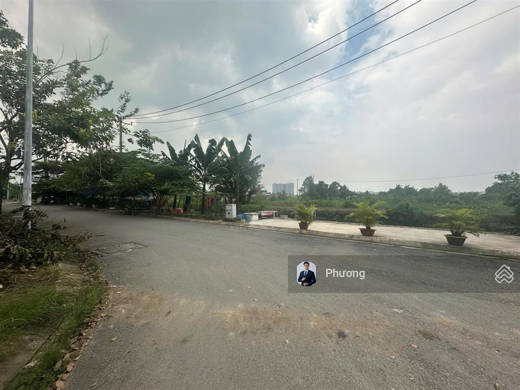 Độc quyền 230m2(10x23) lô đất mặt tiền view bờ sông sg  kdc bàn cờ, full thổ giá tốt nhất khu vực