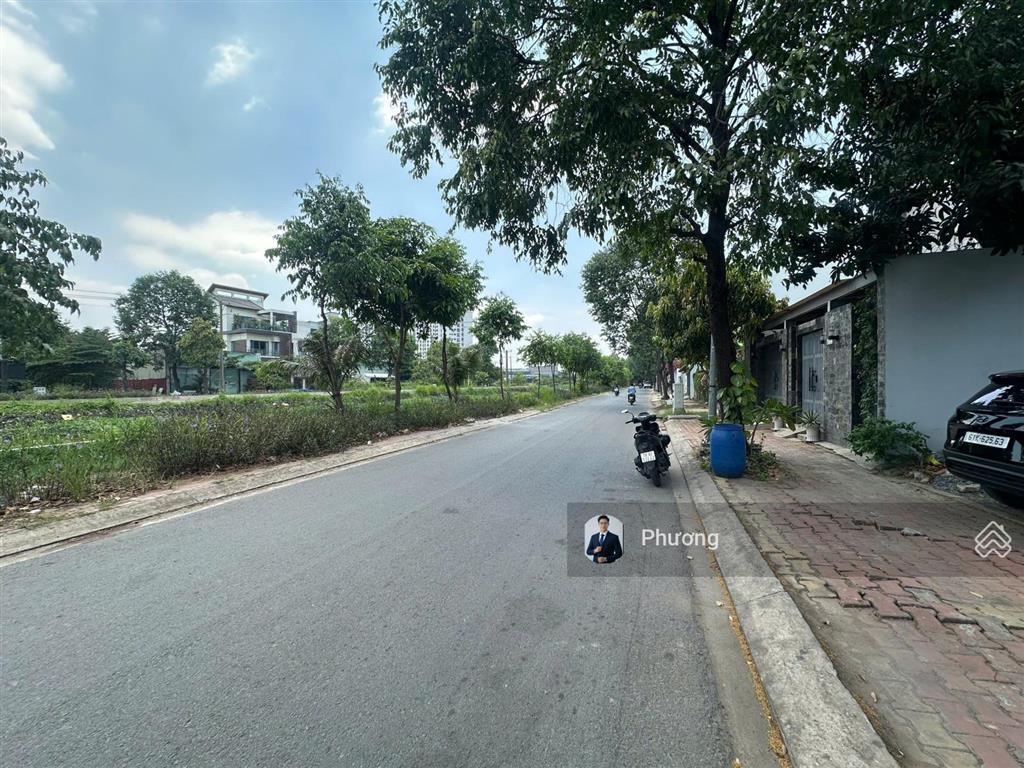 Độc quyền 230m2(10x23) lô đất mặt tiền view bờ sông sg  kdc bàn cờ, full thổ giá tốt nhất khu vực