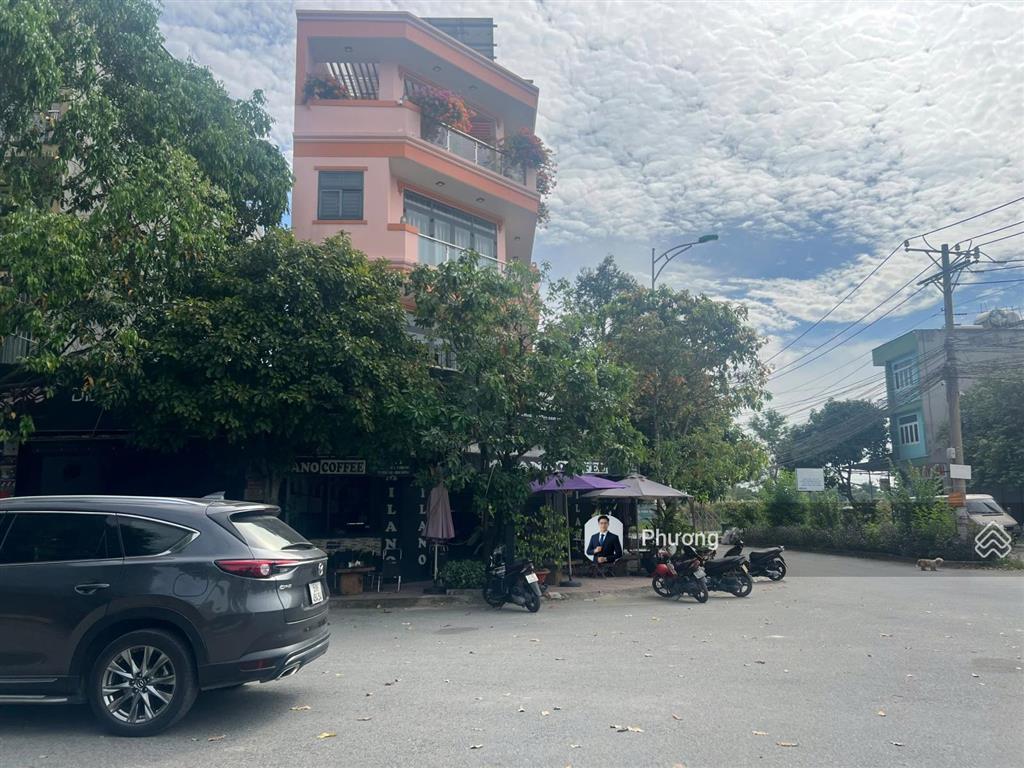 Độc quyền 230m2(10x23) lô đất mặt tiền view bờ sông sg  kdc bàn cờ, full thổ giá tốt nhất khu vực
