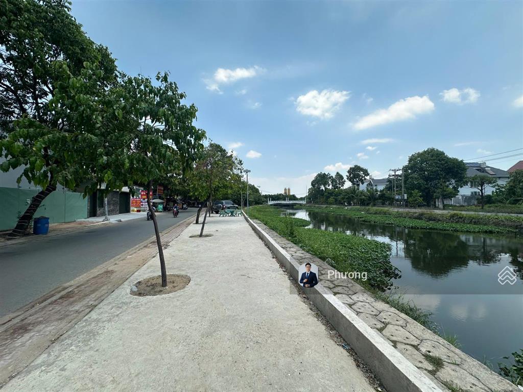 Độc quyền 230m2(10x23) lô đất mặt tiền view bờ sông sg  kdc bàn cờ, full thổ giá tốt nhất khu vực