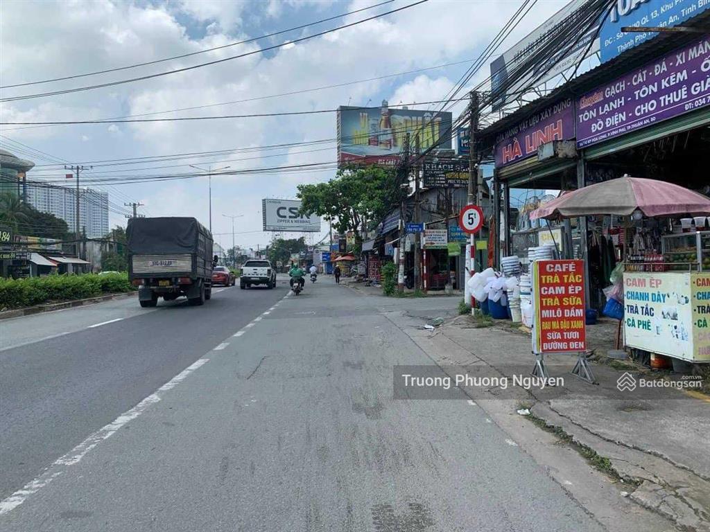 (8,3x27,5) 226,5m2 đất có 100m2 thổcư mặt tiền nhựa vp số cách quốc lộ 13 500m ngay sát bờ sông lớn