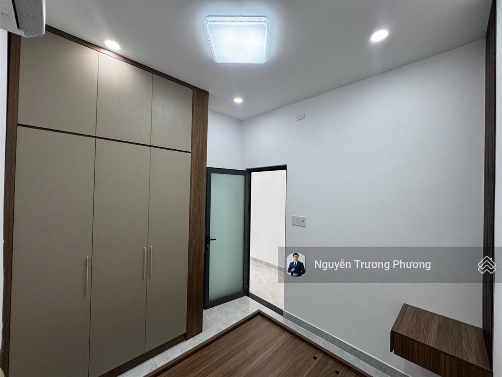 Nhà mới sát q12, thủ đức phường vĩnh phú cũ 5x19,5m full nội thất xịn 2pn xách vali vào ở ngay