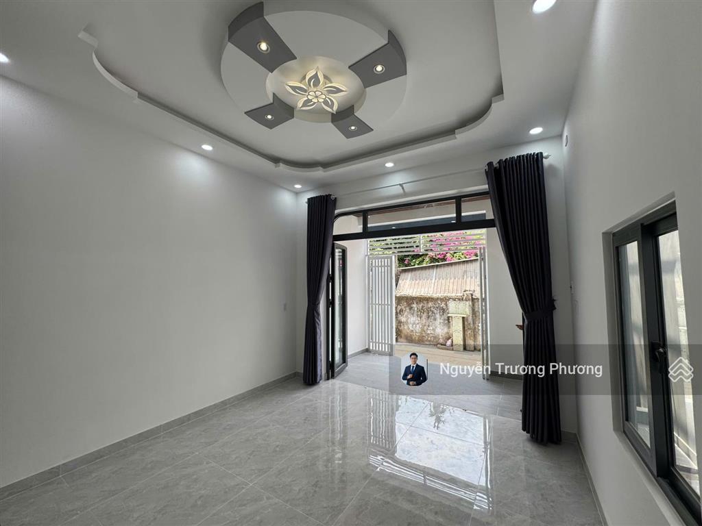 Nhà mới sát q12, thủ đức phường vĩnh phú cũ 5x19,5m full nội thất xịn 2pn xách vali vào ở ngay