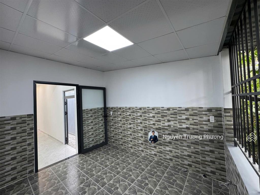 Nhà mới sát q12, thủ đức phường vĩnh phú cũ 5x19,5m full nội thất xịn 2pn xách vali vào ở ngay