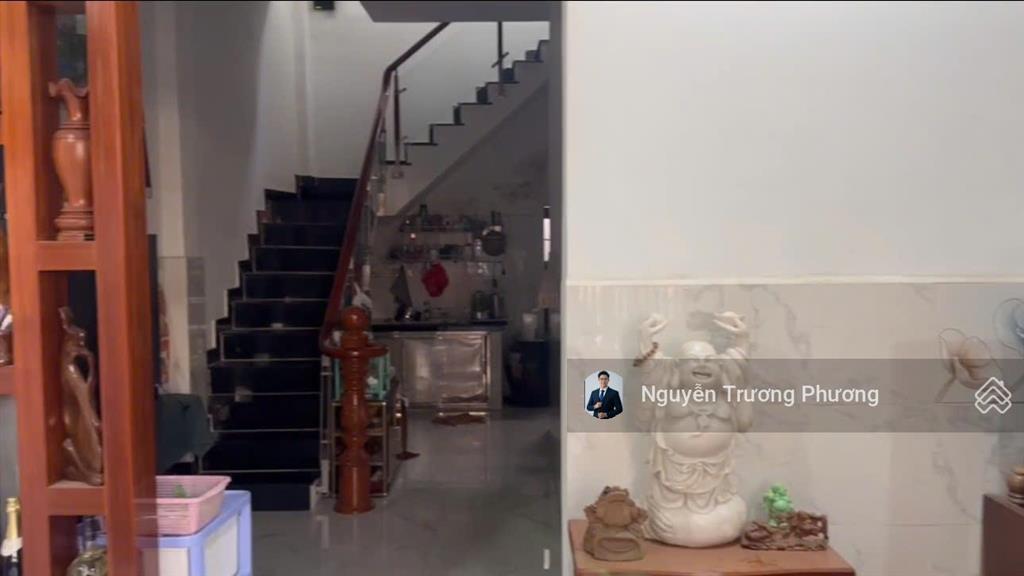 124m2(9,8x13,5) nhà sát ql13 chỉ 50m ngay bệnh viện qt hạnh phúc căn đôi riêng biệt ở + cho thuê