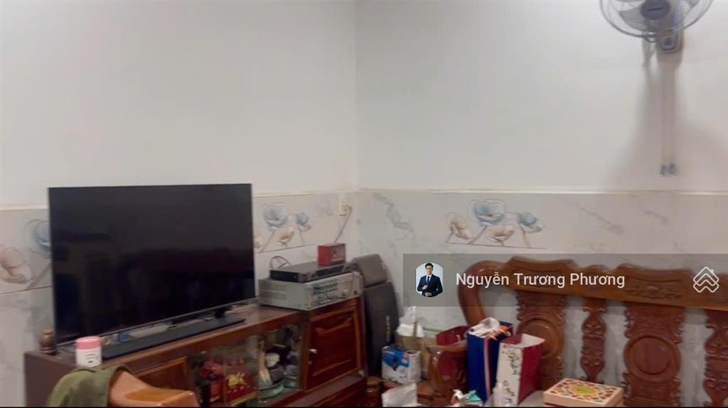 124m2(9,8x13,5) nhà sát ql13 chỉ 50m ngay bệnh viện qt hạnh phúc căn đôi riêng biệt ở + cho thuê