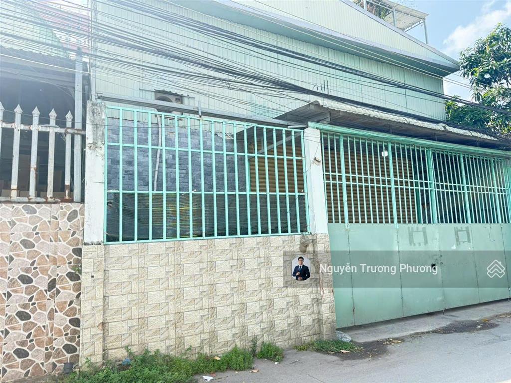 Bán đất 405.7m2(12mx35m) tặng kho mt vĩnh phú 06 sát ql13 ~ 50m  tc 110m2 giá chỉ 14 tỷ shr còn tl