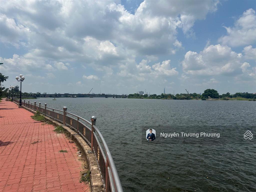 200m2 (10,28x19,3m) đất cách đê bao sông sg 50m  view kênh đường lớn 6m giá đầu tư  sổ hồng riêng