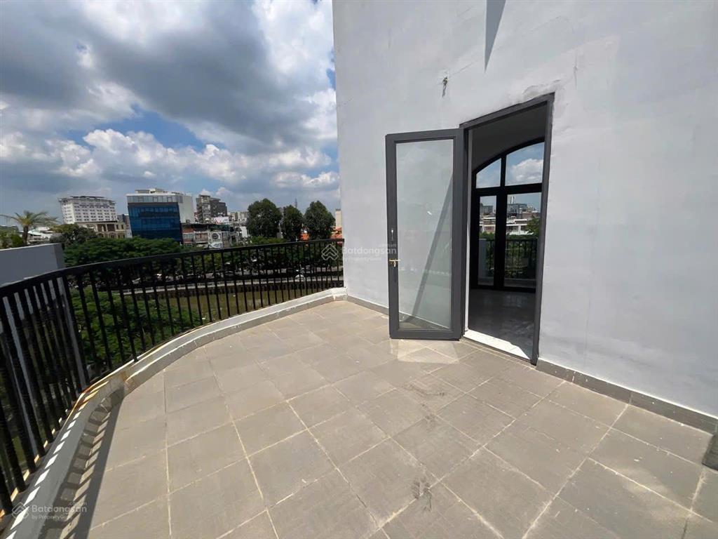 Siêu phẩm cực hiếm mặt tiền kinh doanh q. 1 6 tầng giá chỉ 15 tỷ tl