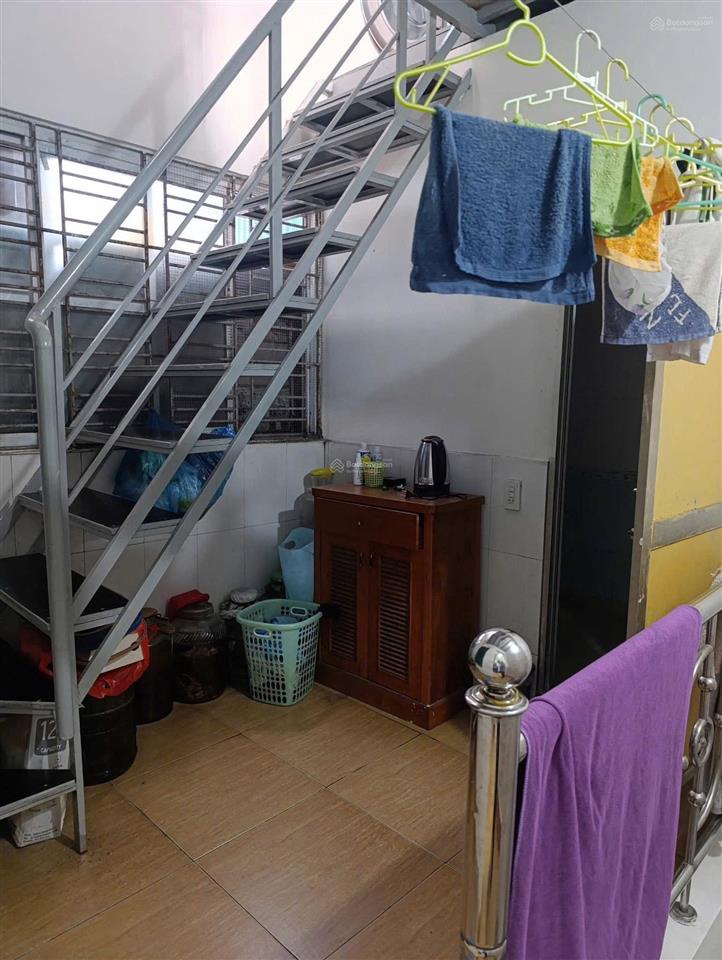 Bán nhà ngõ 106 lê lai 46,5m2 x 2,5 tầng vị trí kinh doanh giá 2,5 tỷ