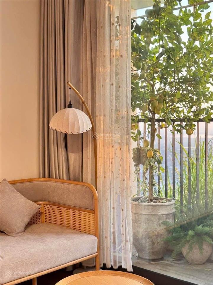 Giảm giá bán nhanh căn 2pn, 60m2 đủ đồ toà onsen ecopark