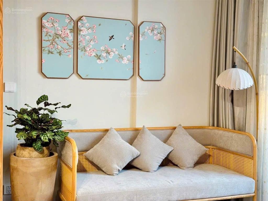 Giảm giá bán nhanh căn 2pn, 60m2 đủ đồ toà onsen ecopark