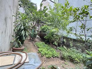 Chính chủ cần bán gấp mảnh đất đường đức giang. 60m2. ô tô đỗ ngay cửa 20m ra phố giá chỉ hơn 6 tỷ